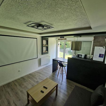 גקס Logement Atypique & Parking Gratuit מראה חיצוני תמונה