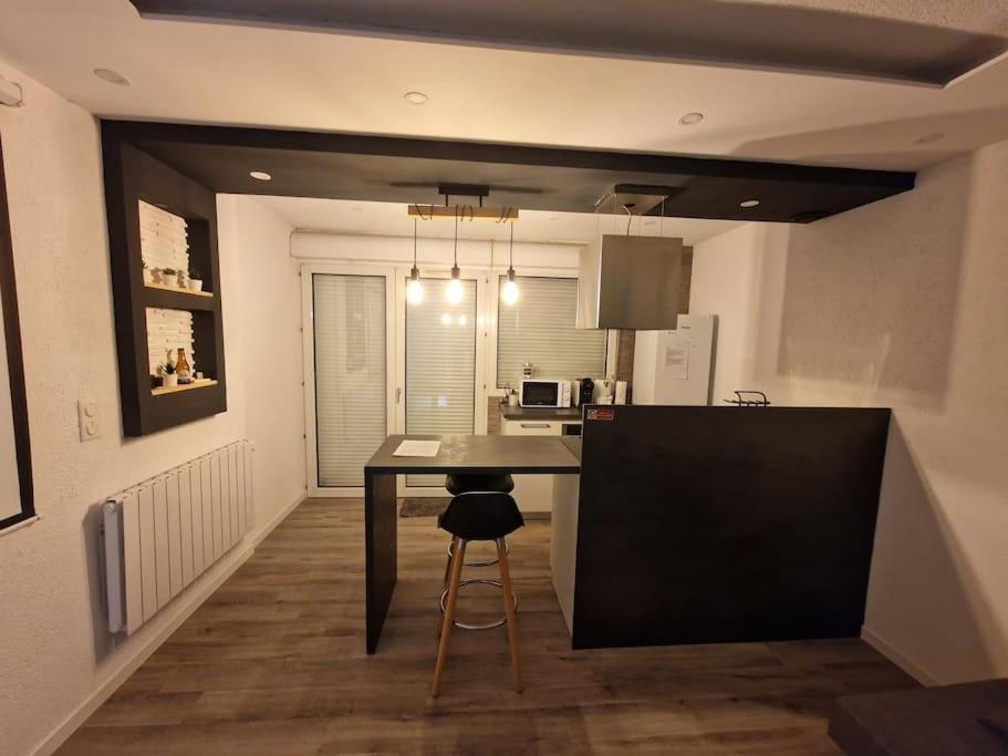 גקס Logement Atypique & Parking Gratuit מראה חיצוני תמונה