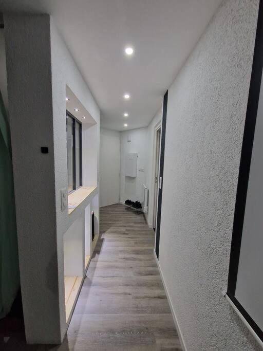 גקס Logement Atypique & Parking Gratuit מראה חיצוני תמונה