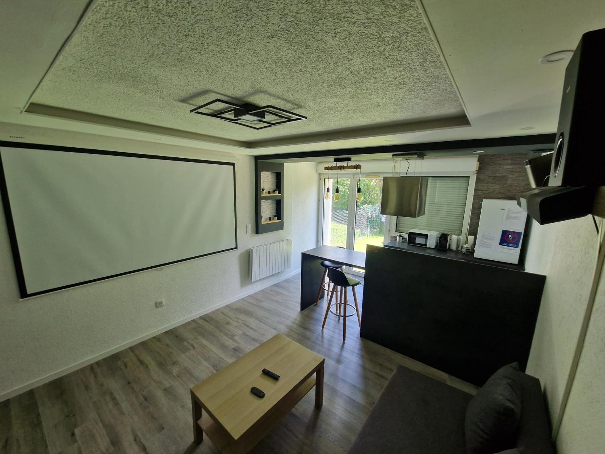 גקס Logement Atypique & Parking Gratuit מראה חיצוני תמונה